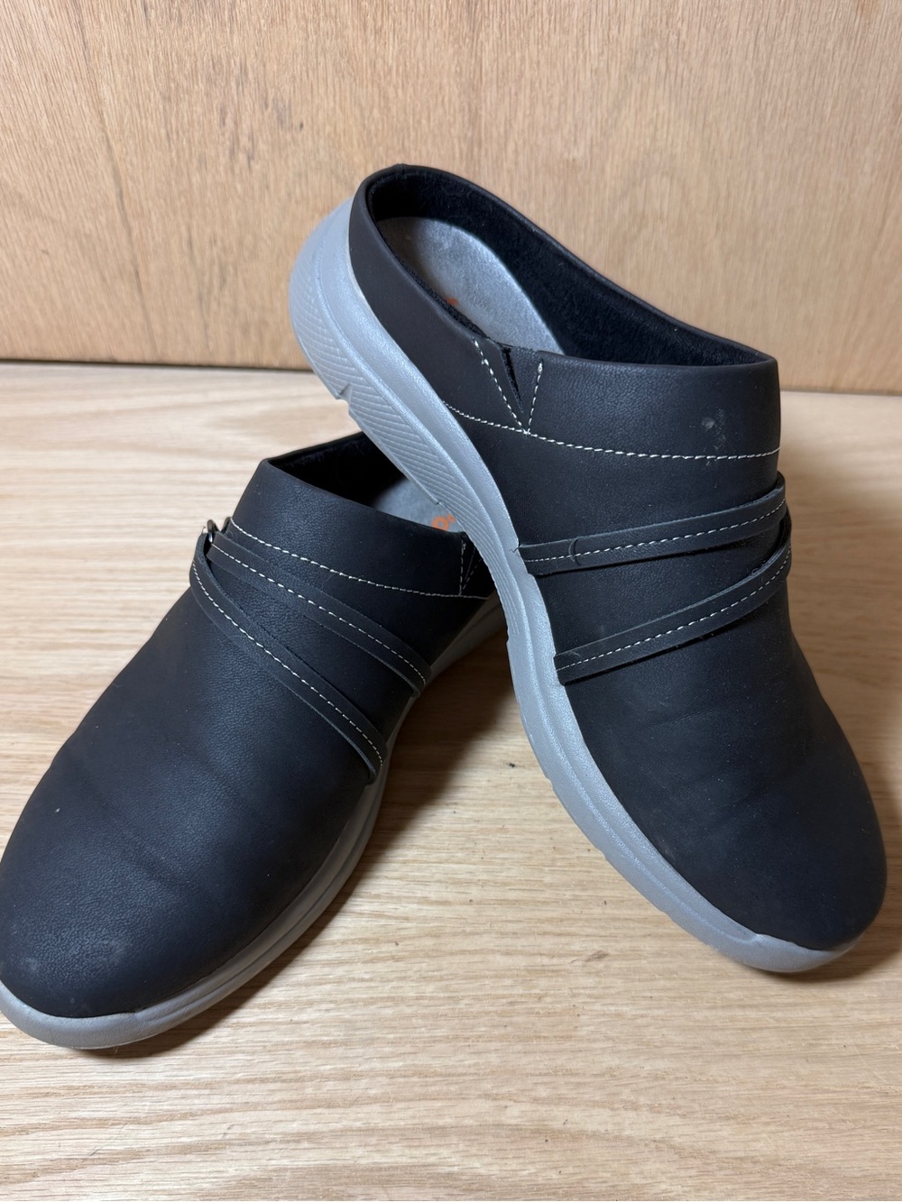 (CLEAR OUT PRICE!!!)Jsport  Women's Light Weight Slip-On Canvas Shoe (BLUE )